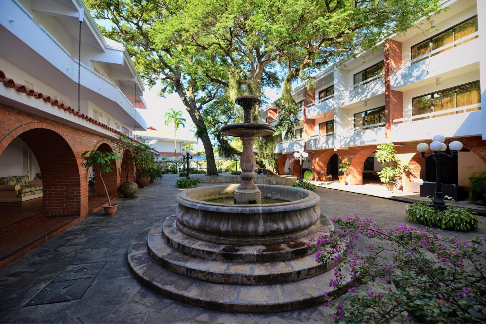 Los Tajibos, Santa Cruz De La Sierra, A Tribute Portfolio Hotel מראה חיצוני תמונה